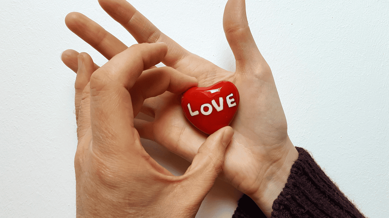 “La revolución del amor es la más poderosa” |  Marianne Williamson